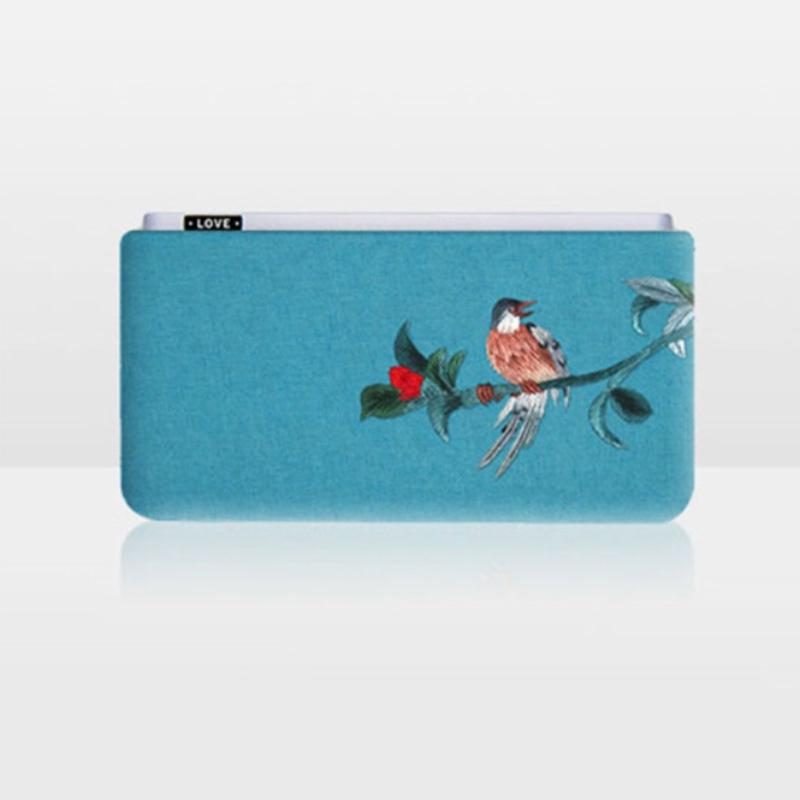 中國手工刺繡移動電源充電寶便攜特色禮品送老外男女創(chuàng)意民族風母親節(jié)禮物 湘繡款